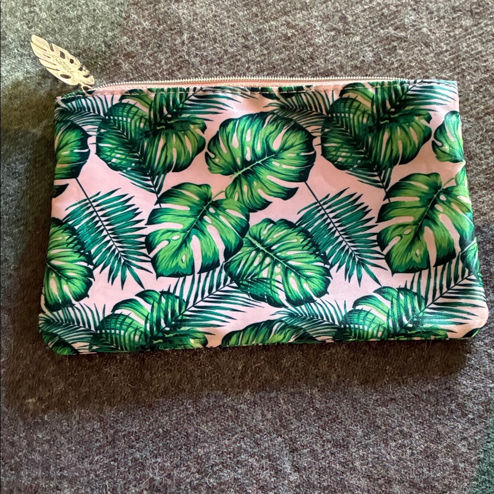 Ipsy Tropical Leaf Print Cosmetic Pouch